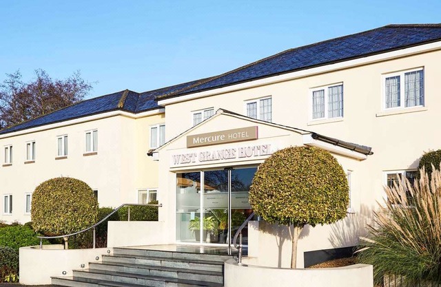 Mercure Newbury West Grange Hotel