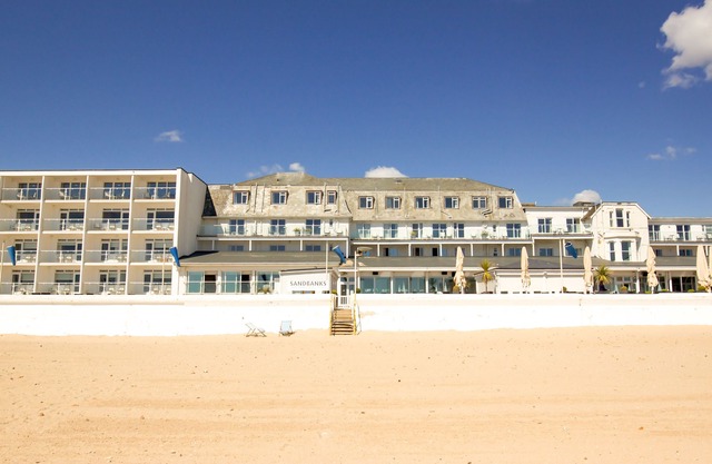 Sandbanks Hotel