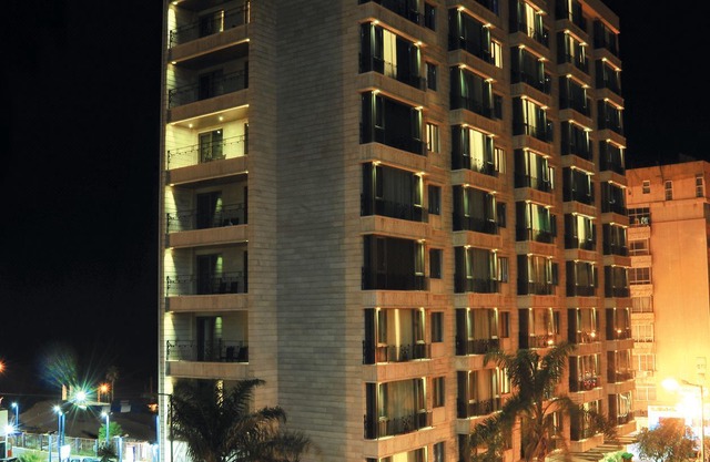 Lancaster Raouche Hotel