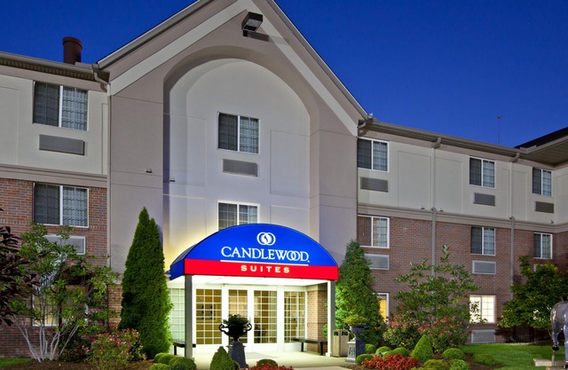 Candlewood Suites Louisville Airport, an Ihg Hotel