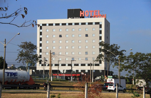 Summit Granvale Hotel