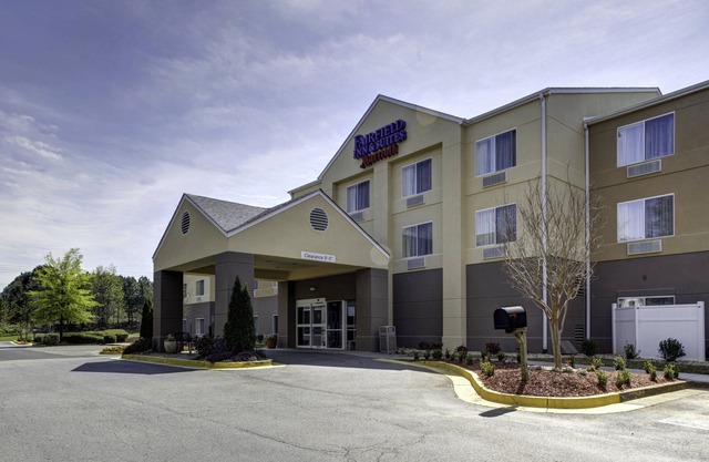 Fairfield Inn and Suites by Marriott Atlanta Suwanee