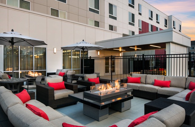 Courtyard by Marriott Pullman