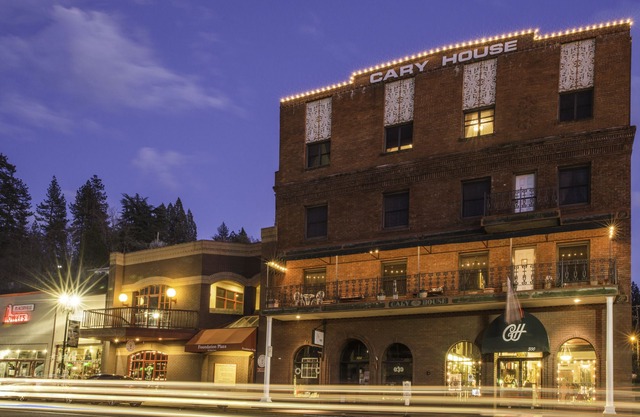 Historic Cary House Hotel