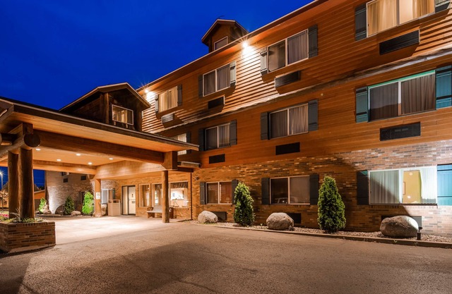 Best Western Plus Concord Inn