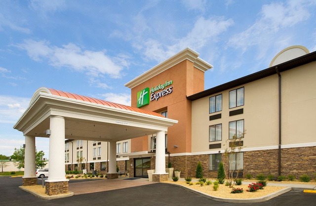 Holiday Inn Express - Waldorf, an Ihg Hotel