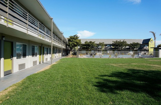 SureStay Plus Hotel by Best Western Point Richmond