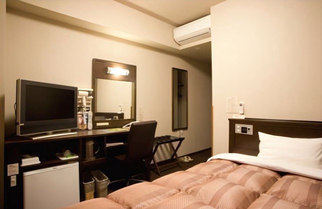 Hotel Route-Inn Hofu Ekimae