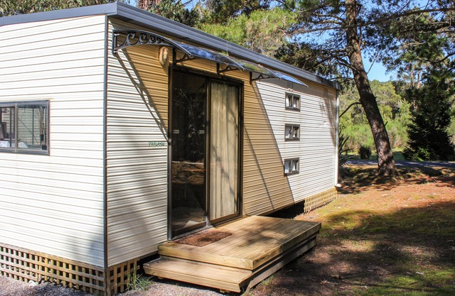 Zeehan Bush Camp