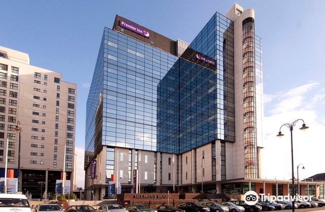 Premier Inn Cardiff City Centre (Queen Street)