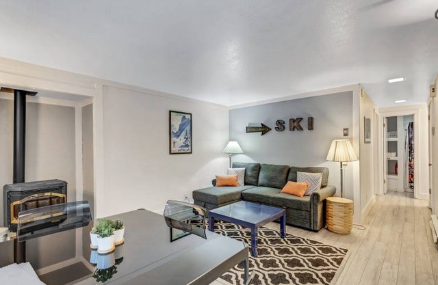 Newly Remodeled Mountain Condo In The Heart Of Bear Valley!: Creekside Condo 106