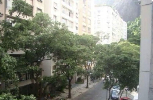 Luxurious apartment close to the beach with swimming pool, sauna, gym, terrace, garage and others