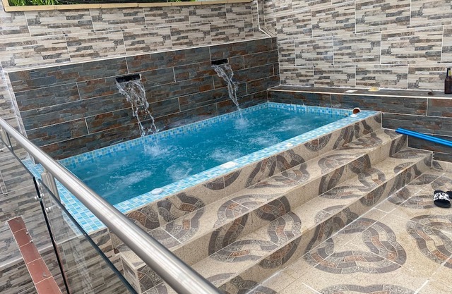 Sitio Cálido a una Cuadra del Parque de Santa Fe de Antioquia. Hermosas Vistas