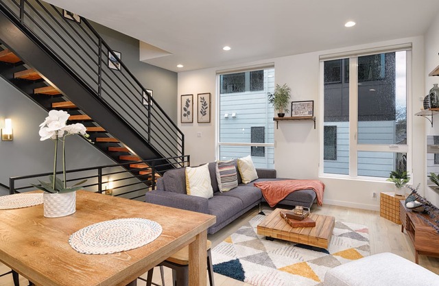 Modern Industrial Home in Ballard, Walk Score 95 to Ballard Downtown!