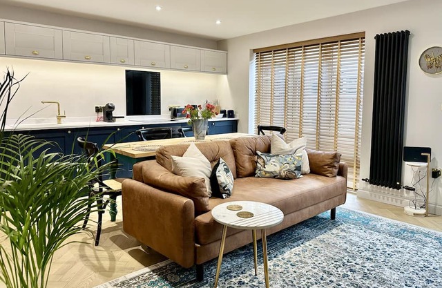 6 The Feather central Ripon