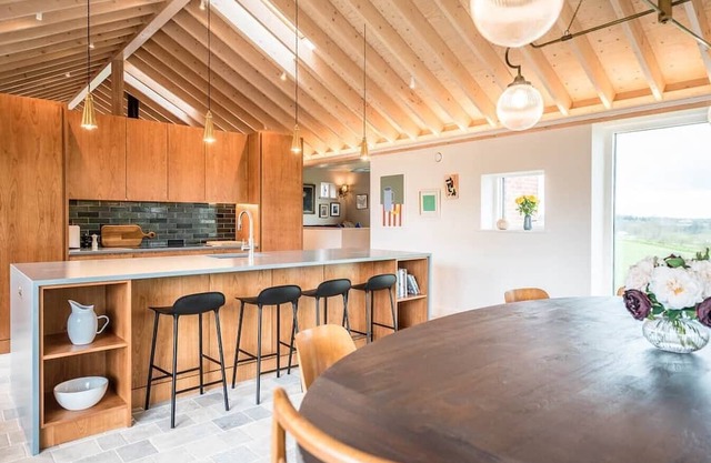 Alde Valley Barn, a fabulous property near the coast!