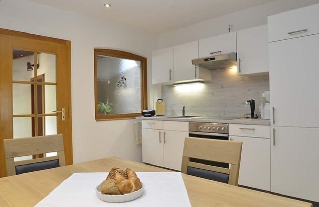 Urlaub Beim Winzer. Ferienwohnung Meerspinne für bis 4 Personen mit Terrasse