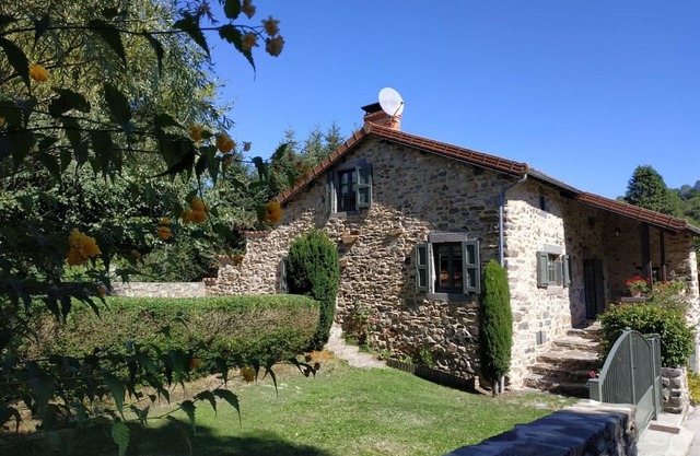 Gite Saint-Poncy, 3 bedrooms, 6 persons