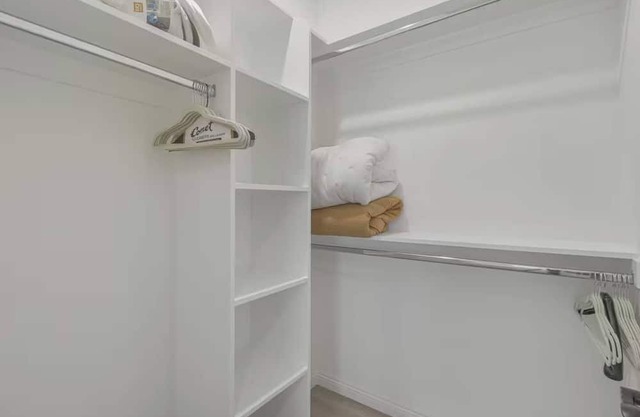 Stylish Pasadena Stay Near Old Town Rose Bowl