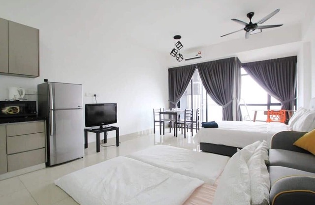 A Lovely, Utropolis Studio Near Kdu, Free Parking