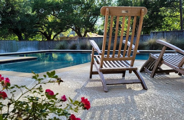 Spacious Clubhouse Suite Pool