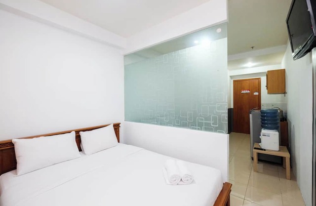 Simply Studio Room At Titanium Square Apartment