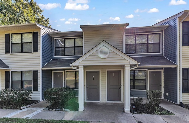 King 2BR Suite in Research Triangle Park