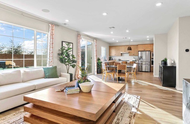 Elegance on Foxglove #41643