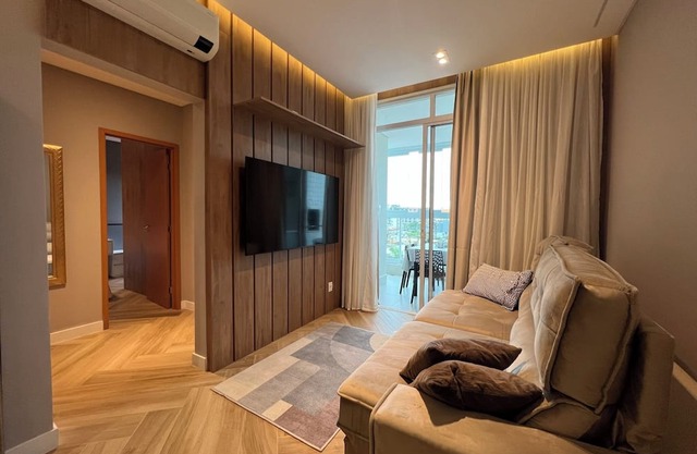 High standard apartment in Toninhas beach with sea view, 2 bedrooms