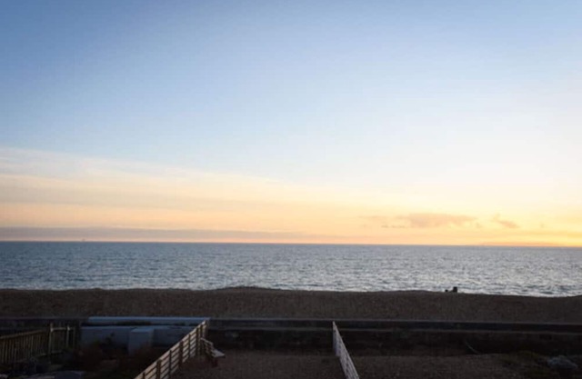 Beachfront 3BR | Amazing View | 7 Guest