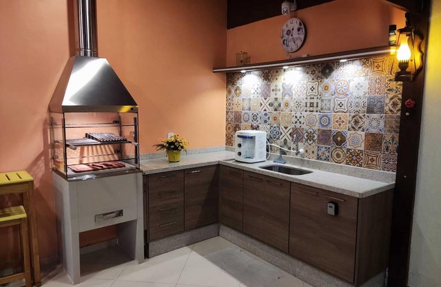 Comfortable 2 bedroom house with barbecue - Resende