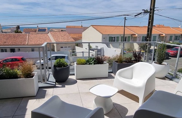 Apartment Les Sables-d'Olonne, 2 bedrooms, 4 persons