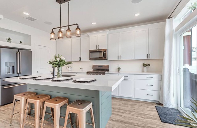 Entire Home Close to Hot Springs and Utah Lake