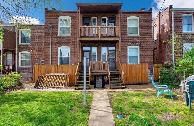 Historic, First Floor Unit in Shaw Community STL 1W