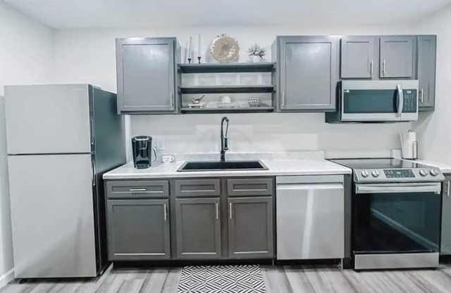 Cozy Cottage in Knoxville, close to Sevierville!