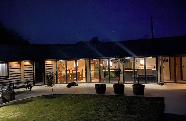 The Cart House - Rural Retreat - Pet Friendly