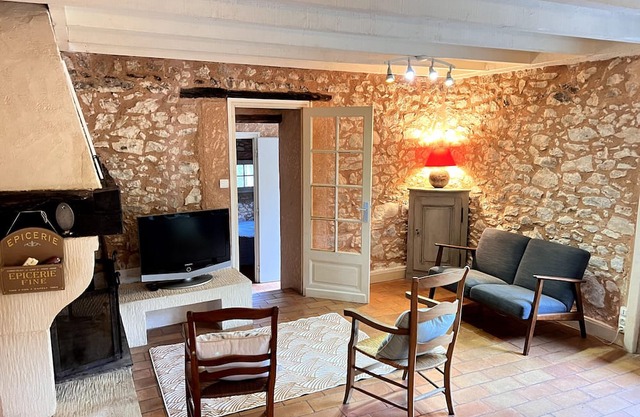 Holiday Home 'Gite Triguedina 6 Personnes Piscine' with Private Pool, Private Terrace and Wi-Fi