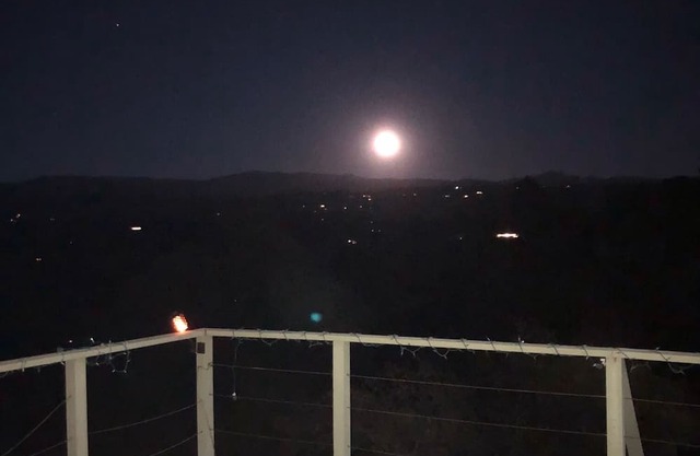 EAGLES NEST - Located just 20 Minutes from YOSEMITE National Park., CA. USA