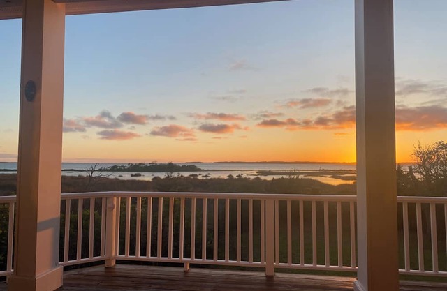 Waterfront home near Cape Lookout with boat access on Harkers Island!