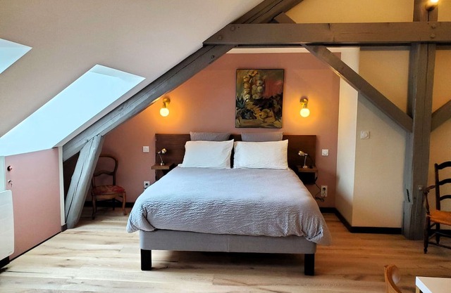 Cosy, superbly equipped 40m2 studio, 15 minutes from the Himalayan footbridges.