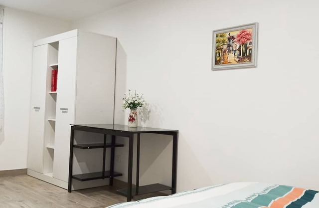 Appartement au Rez-de-chaussée Avec Jardin Privé, 600m de la Gare de Compiegne
