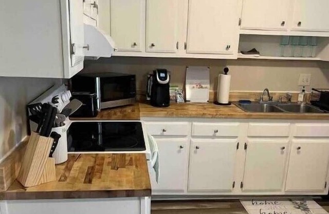 Cozy & Safe 2 bedroom 30 mins from Masters!