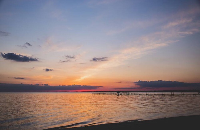 Lakeview Landing: Kayaks/paddleboards & fun at the lake! Firepit! Wood included!