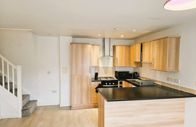Impeccable 2-Bed House in Basildon