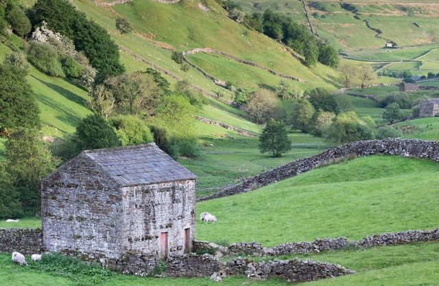 Luxury Barn Suite with Hot Tub - Dog Friendly