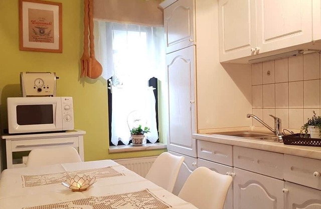 Panoramic domicile directly on the water