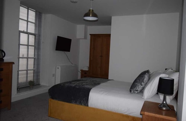 Modern studio retreat in Worksop