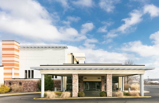 Chester Inn & Suites