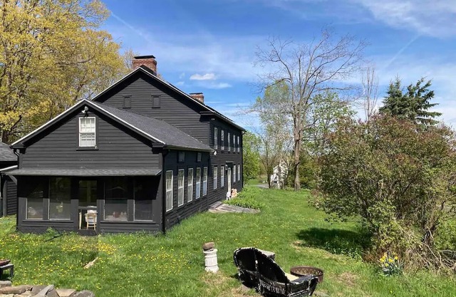 Farmhouse w/ Dance Studio & Pond in NE Catskills. Near Windham, Peace & Quiet!