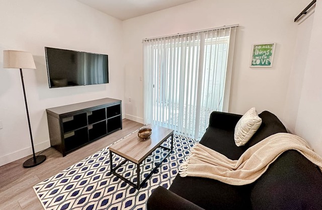 Sleepover: Intimate 1BD/1BA Downtown Springfield